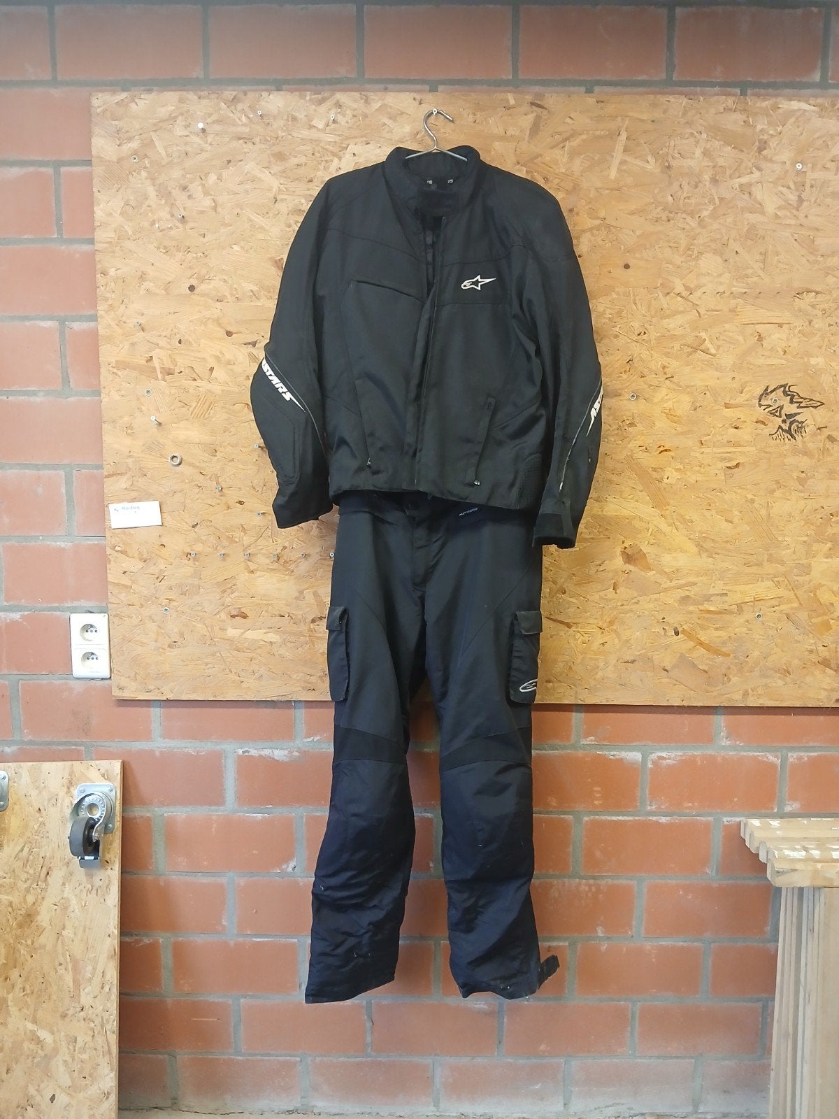 Motorpak Alpinestar maat 50 ( 1m74 , 70 kg), Motoren, Kleding | Motorkleding, Ophalen