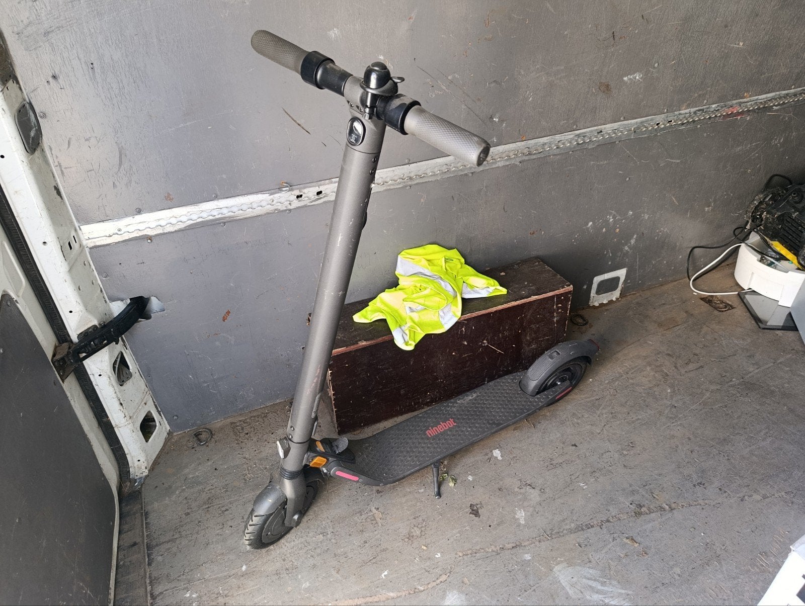 Elektrische step ninebot defect, Fietsen en Brommers, Steps, Ophalen