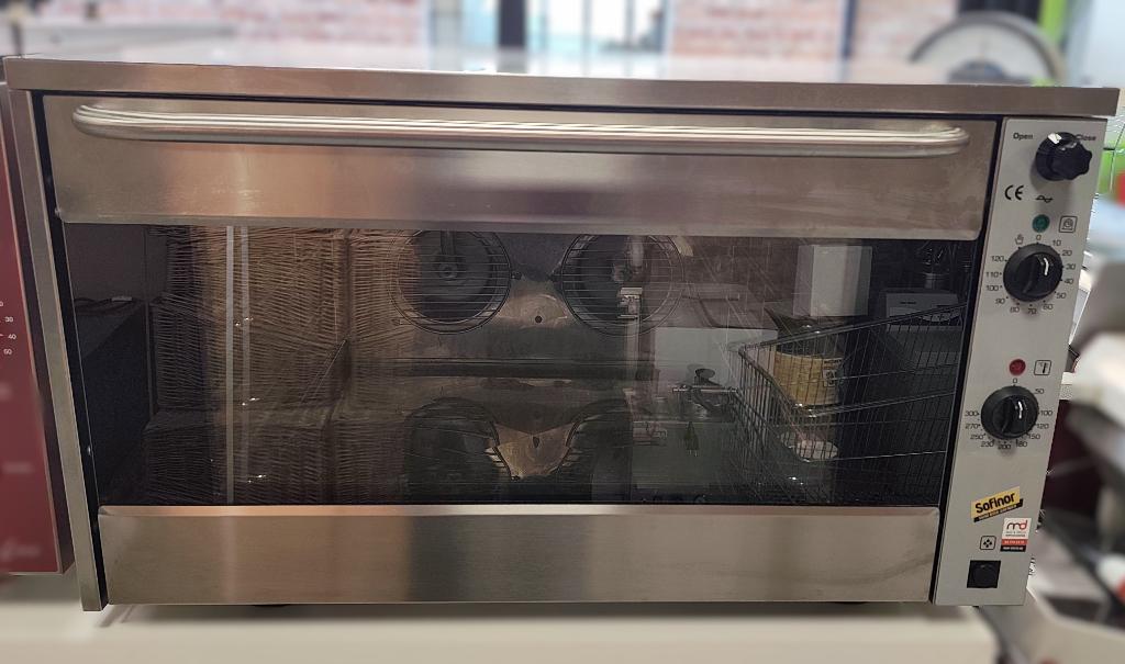 oven van het merk Sofinor met 4 verdiepingen en stoomfunctie, Ophalen, Gebruikt, Bakkerij en Slagerij