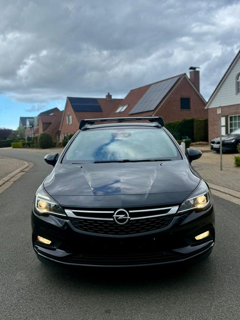 Opel Astra Sport tourer 1.4i Turbo Automaat! Blanco Gekeurd, Auto's, Automaat, Stof, Zwart, 5 deurs