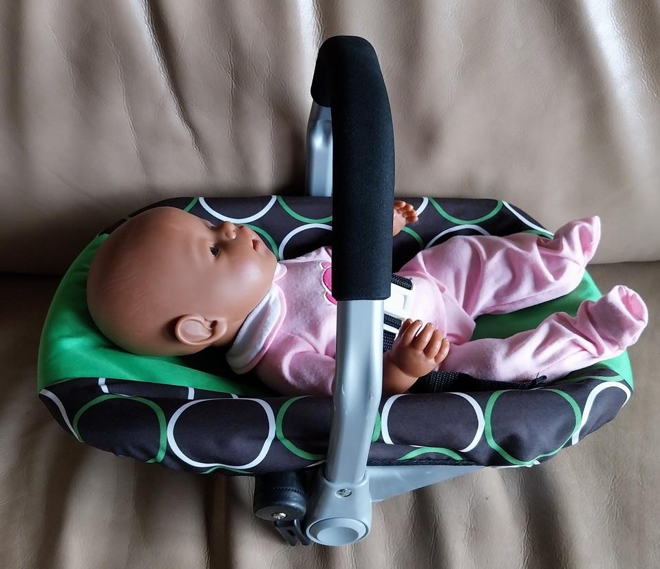 Baby Born - Zapf Creation, babypop in maxi cosi, Kinderen en Baby's, Ophalen of Verzenden, Babypop