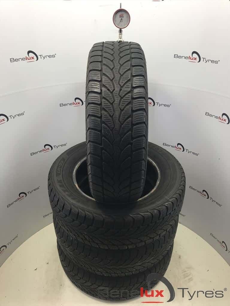 winter 195/65R15 91T Bridgestone Blizak 195/65 R15 195/65/15, Auto-onderdelen, Banden en Velgen, Ophalen, Gebruikt, 15 inch, -