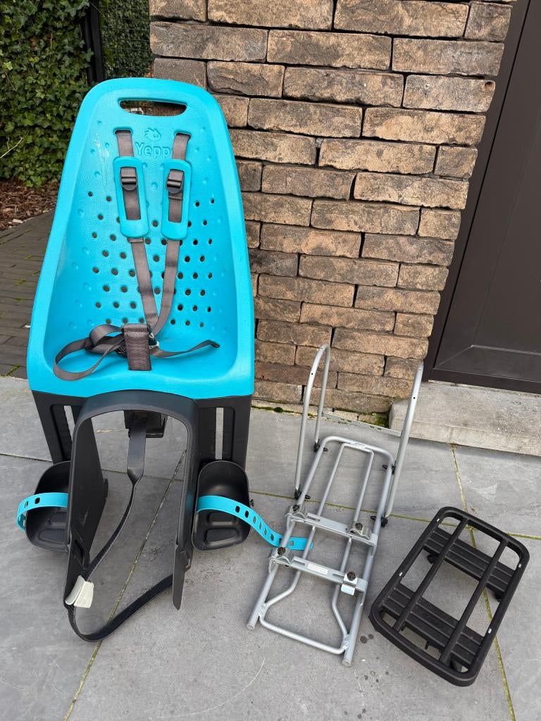 Fietsstoel Thule Yepp maxi + montage-accessoires, Fietsen en Brommers, Ophalen, Achterzitje, Voetsteuntjes, Yepp (Thule)