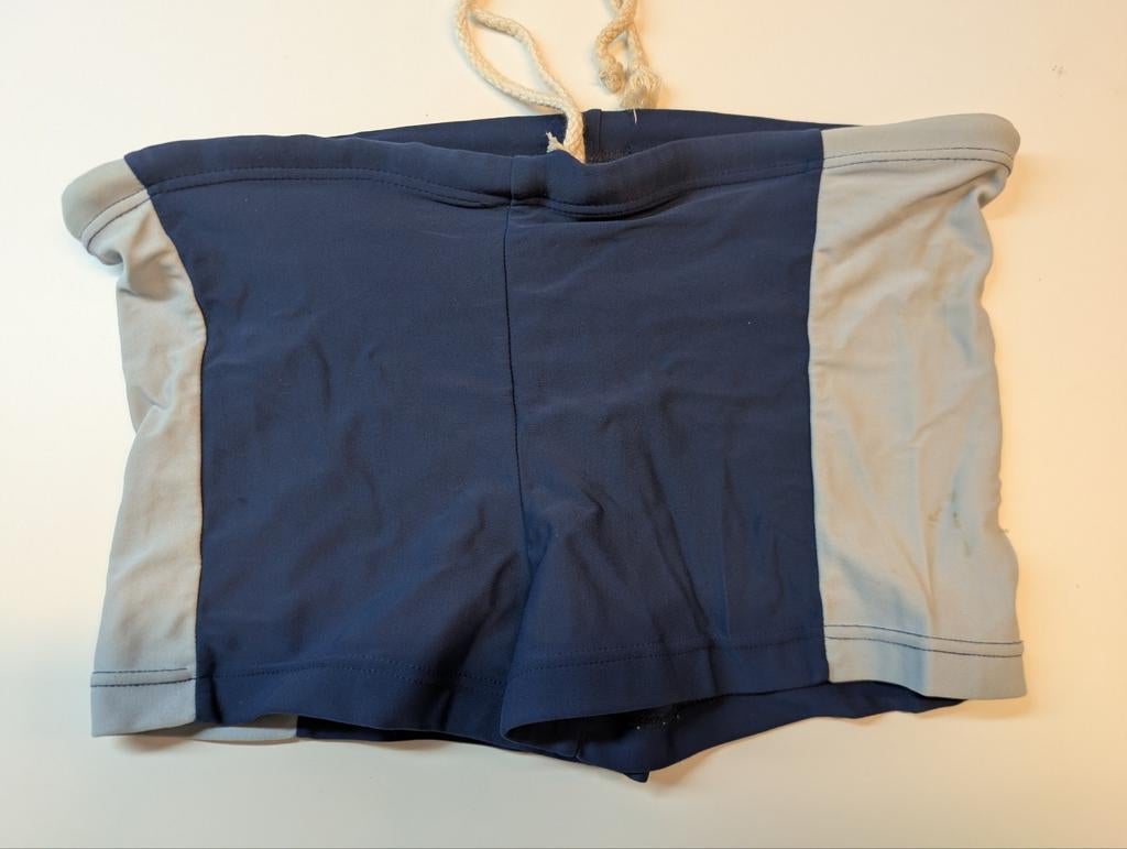 Zwembroek voor 12 jaar, Kinderen en Baby's, Kinderkleding | Kinder-zwemkleding, Gebruikt, UV-zwemkleding, Ophalen of Verzenden