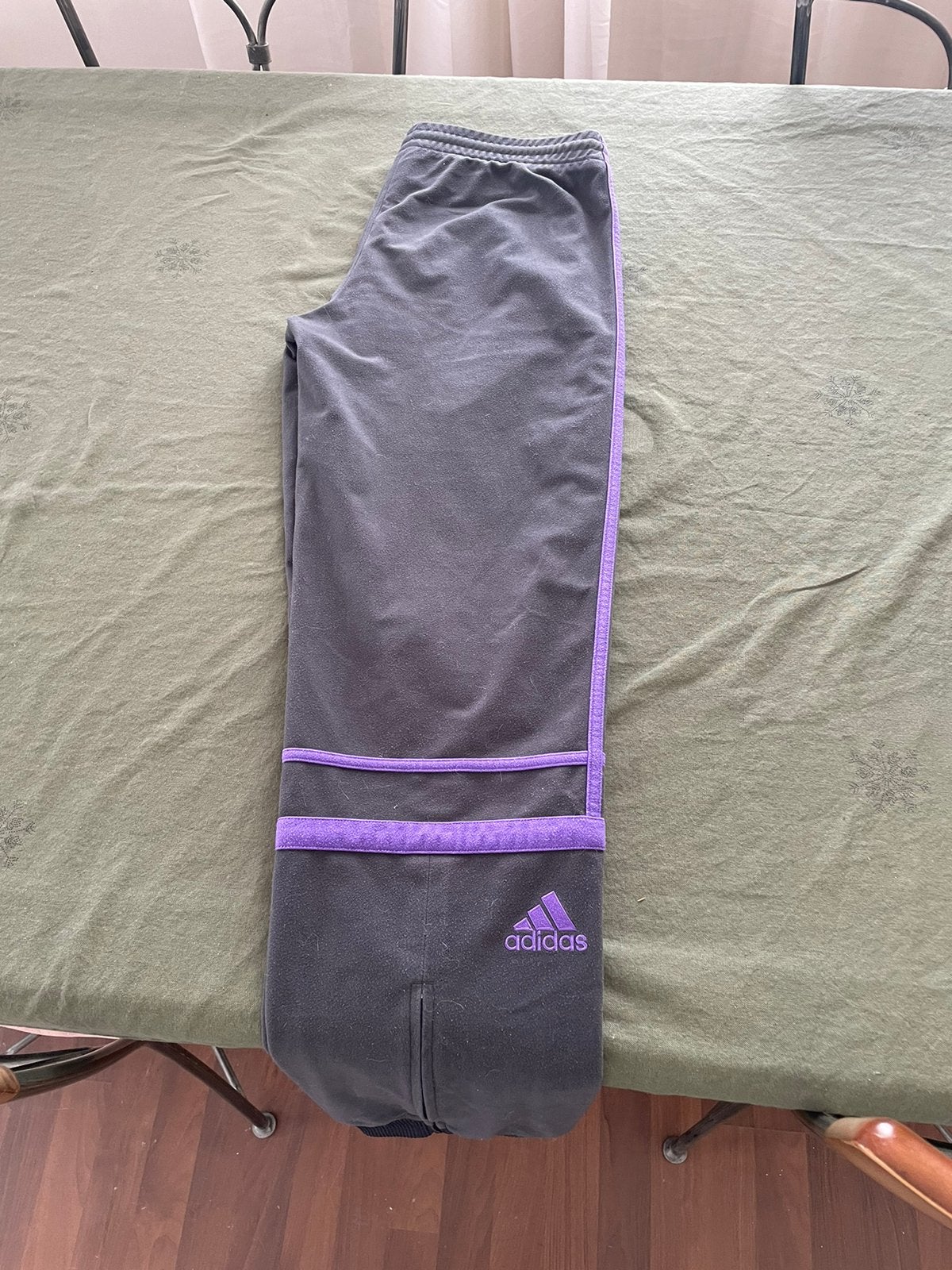 Adidas Challenger, Enlèvement ou Envoi, Comme neuf, Taille 38/40 (M), Violet