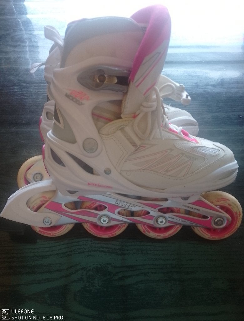 Roces skeelers, Sports & Fitness, Patins à roulettes alignées, Rollers 4 roues en ligne, Roces, Réglable, Enlèvement