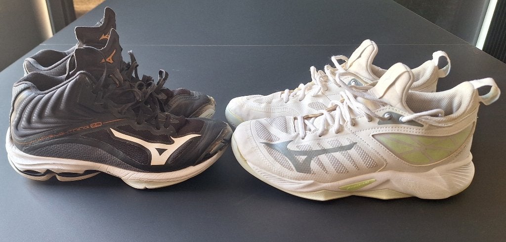 Volleybalschoenen  te koop vh merk Mizuno, Enlèvement, Utilisé, Chaussures