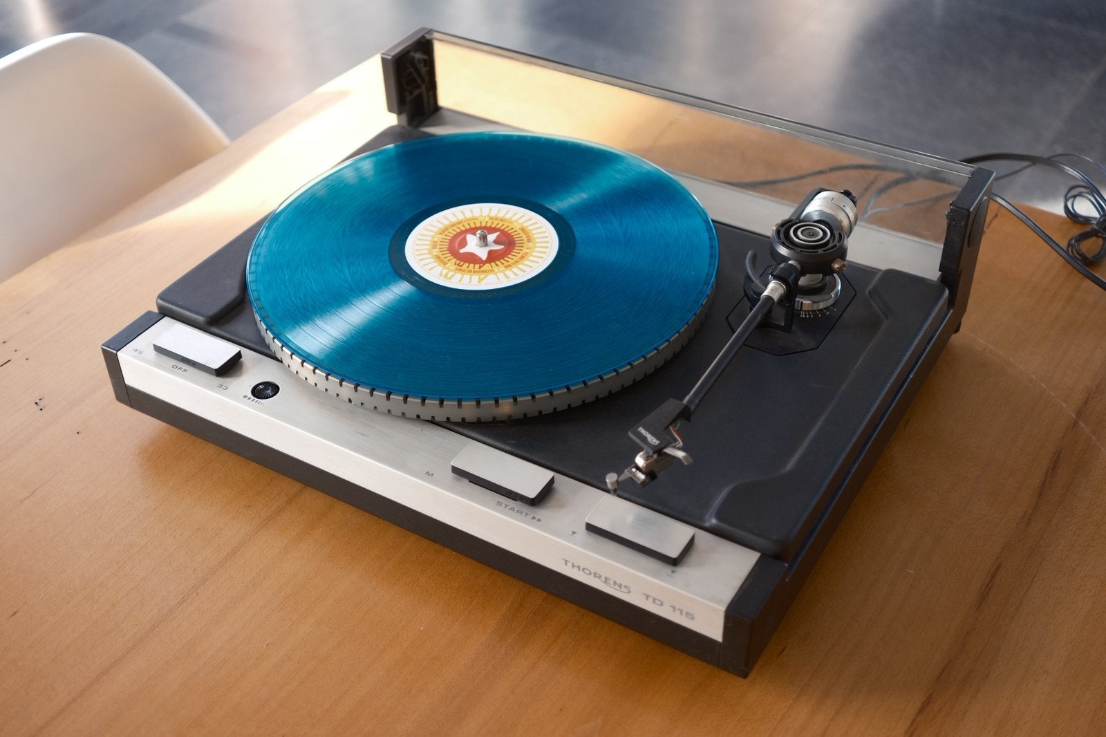 Thorens TD 115 revisée, TV, Hi-fi & Vidéo, Tourne-disque, Thorens, Enlèvement, Automatique