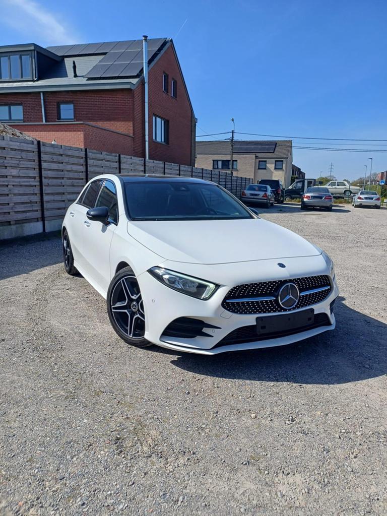 Mercedes A200 AMG Pack 2020, Auto's, Mercedes-Benz, Leder en Stof, Wit, Bedrijf, 5 zetels