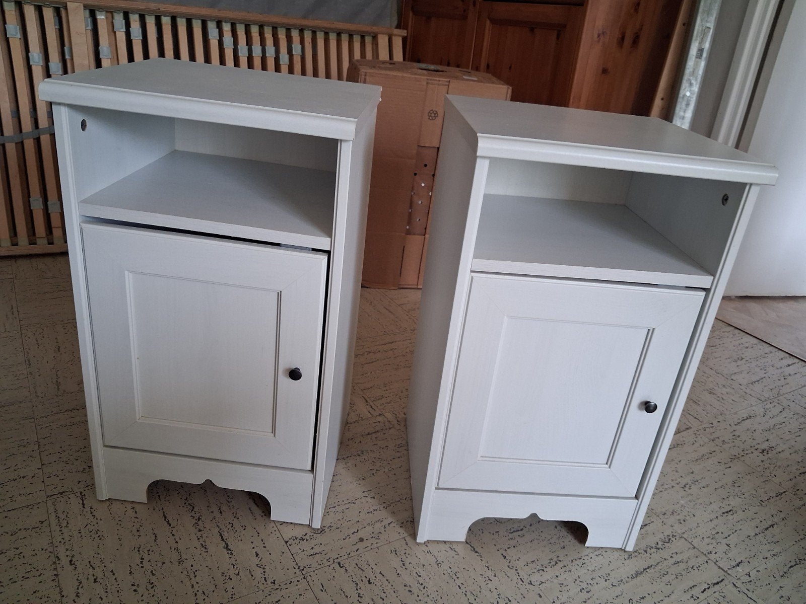 Deux tables de chevet Ikea, Enlèvement ou Envoi