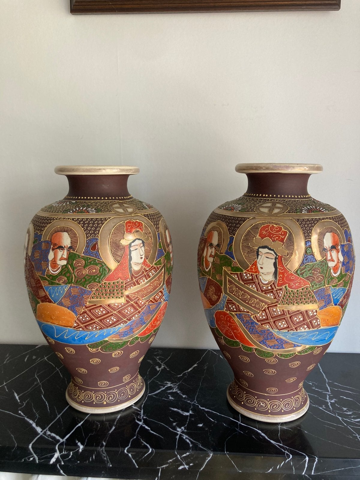 2 magnifiques vases vintage SATSUMA de 30 cm de haut., Enlèvement ou Envoi
