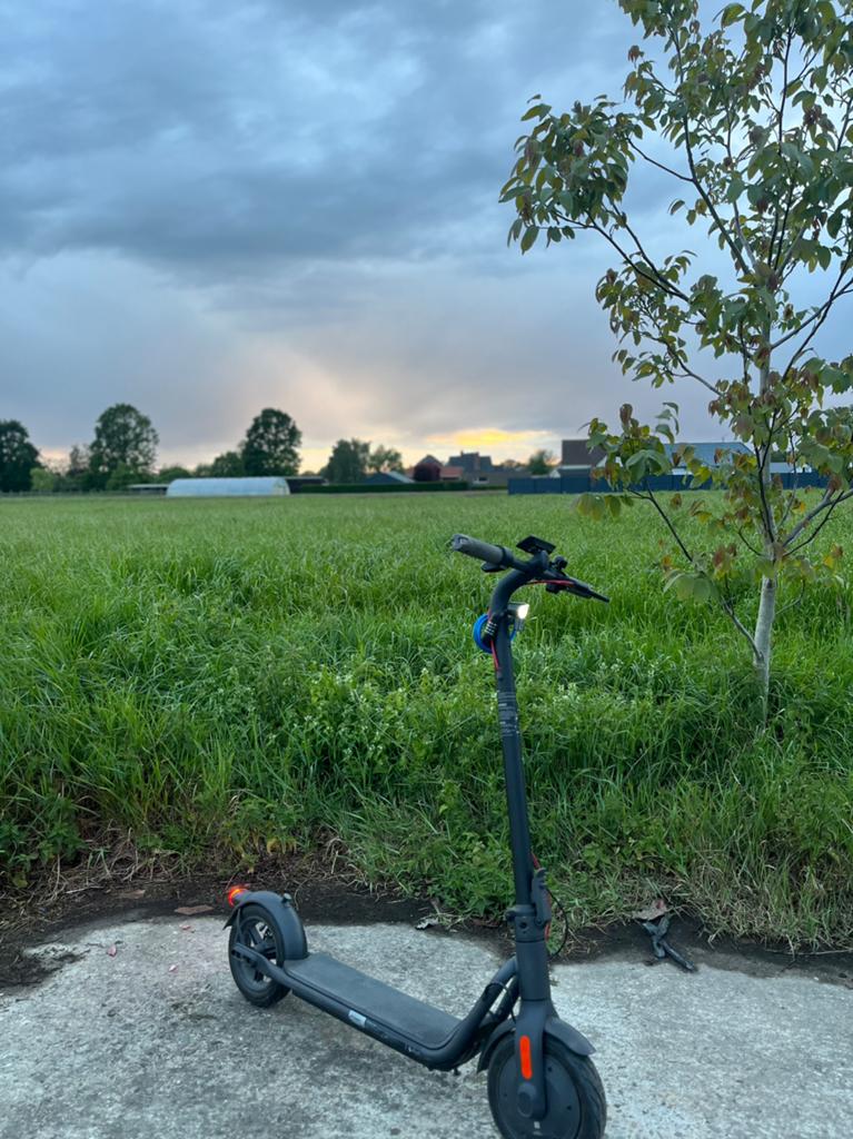 E step navee v40i, Ophalen, Zo goed als nieuw, Elektrische step (E-scooter)