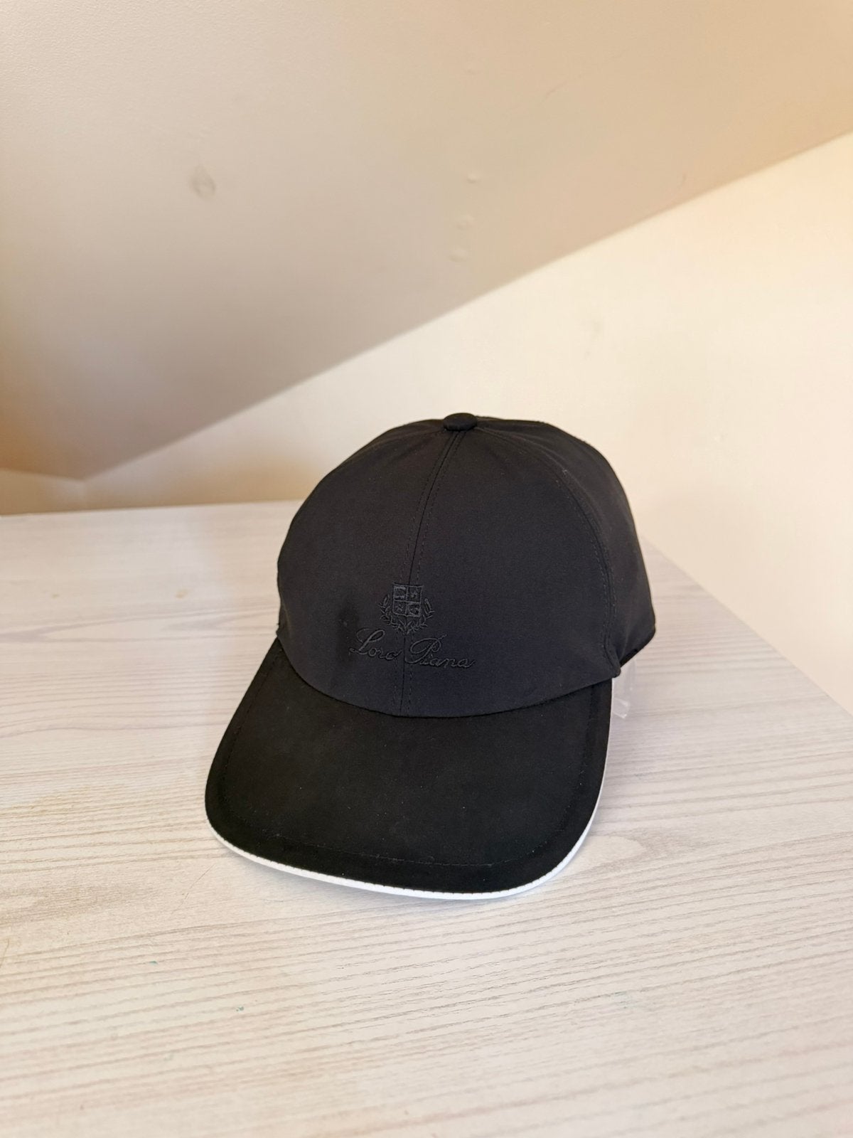 Loro Piana, Enlèvement, Neuf, 57 cm (M, 7⅛ pouces) ou moins, Casquette