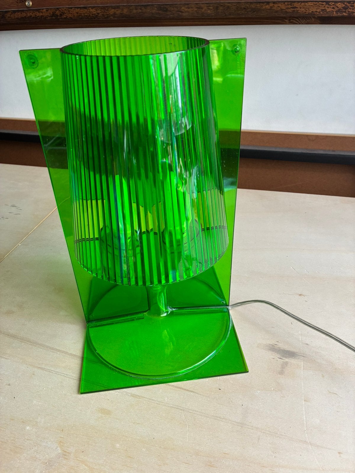Lampe de table design : Kartell Take, Autres marques, Enlèvement ou Envoi, Vert, Plastique