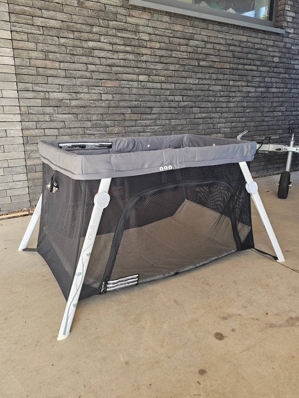 Top reisbedje / campingbedje Guava Lotus, Kinderen en Baby's, Ophalen, Gebruikt, Reisbedje