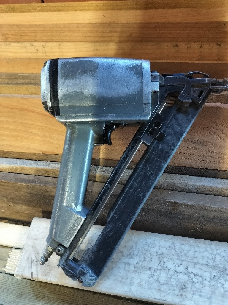 Senco SFN 1, Doe-het-zelf en Bouw, Ophalen of Verzenden, Gebruikt, Tacker/nietmachine, Stanley