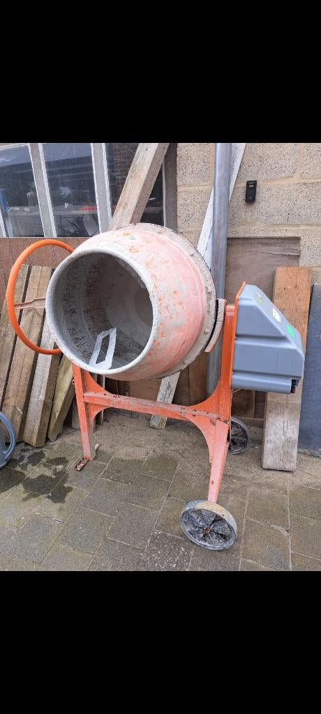 malaxeur à béton, Enlèvement, Utilisé