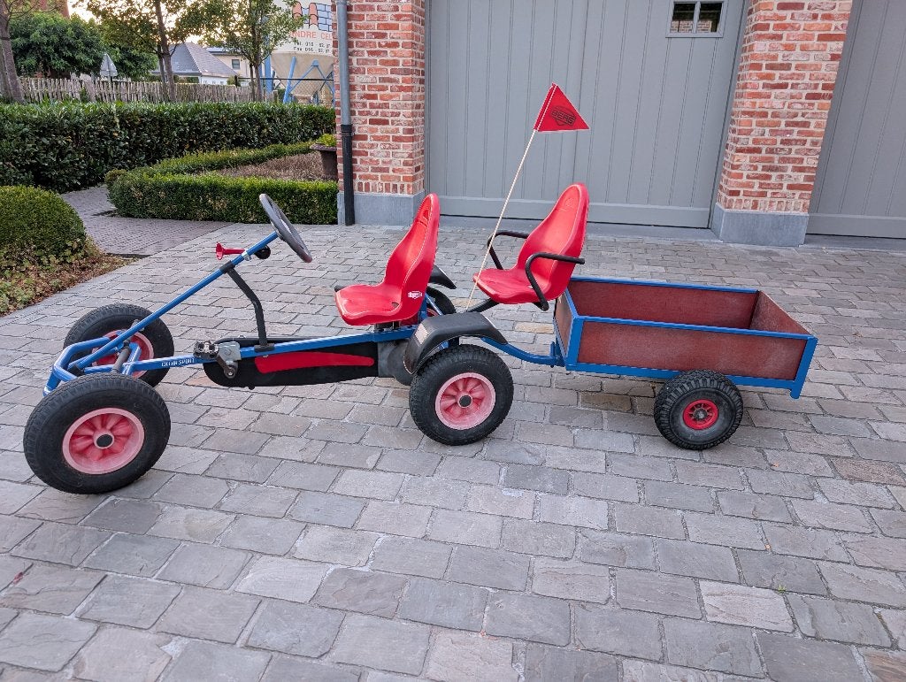 Berg gocart met 2 zitjes en aanhangwagen, Ophalen, Zo goed als nieuw, Berg, Vrijloopautomaat