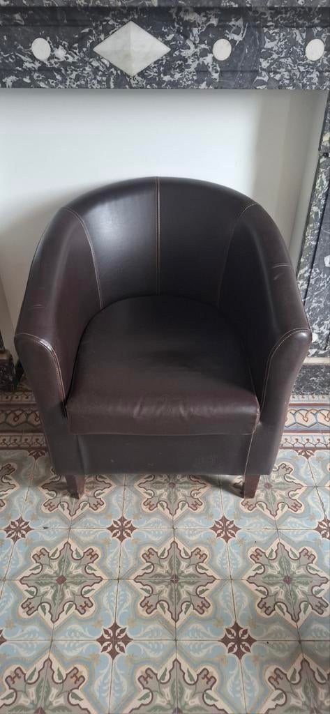 Petit fauteuil, Ophalen