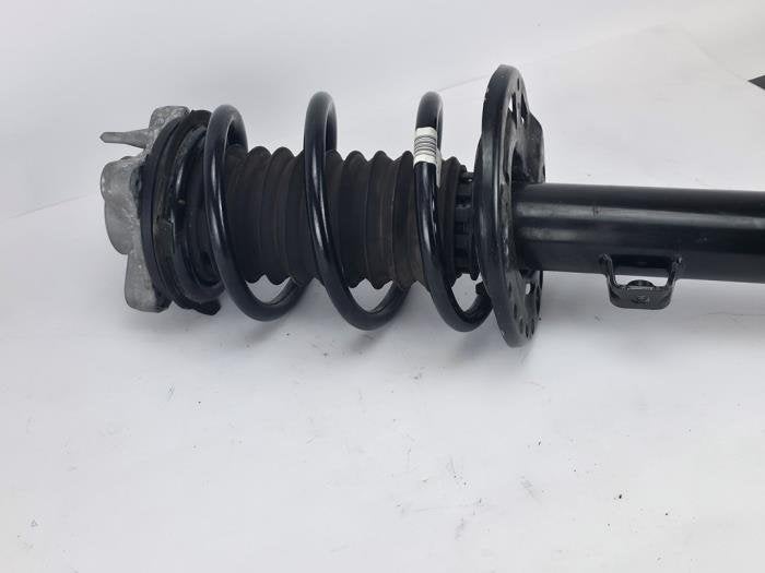 Schokdemper links-voor van een BMW 4-Serie, Auto-onderdelen, Ophanging en Onderstel, BMW, Gebruikt, 3 maanden garantie, Ophalen of Verzenden