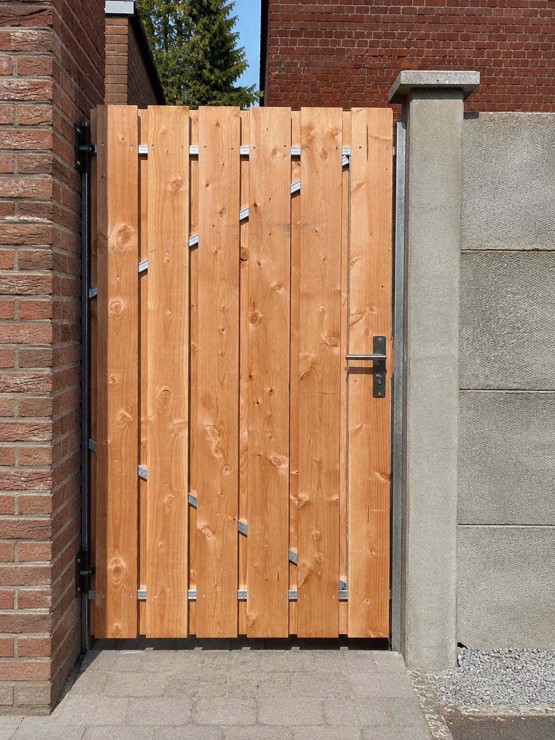 KLUSJESMAN & TUINWERKEN – VAKWERK BIJ U THUIS, Ophalen, Zo goed als nieuw