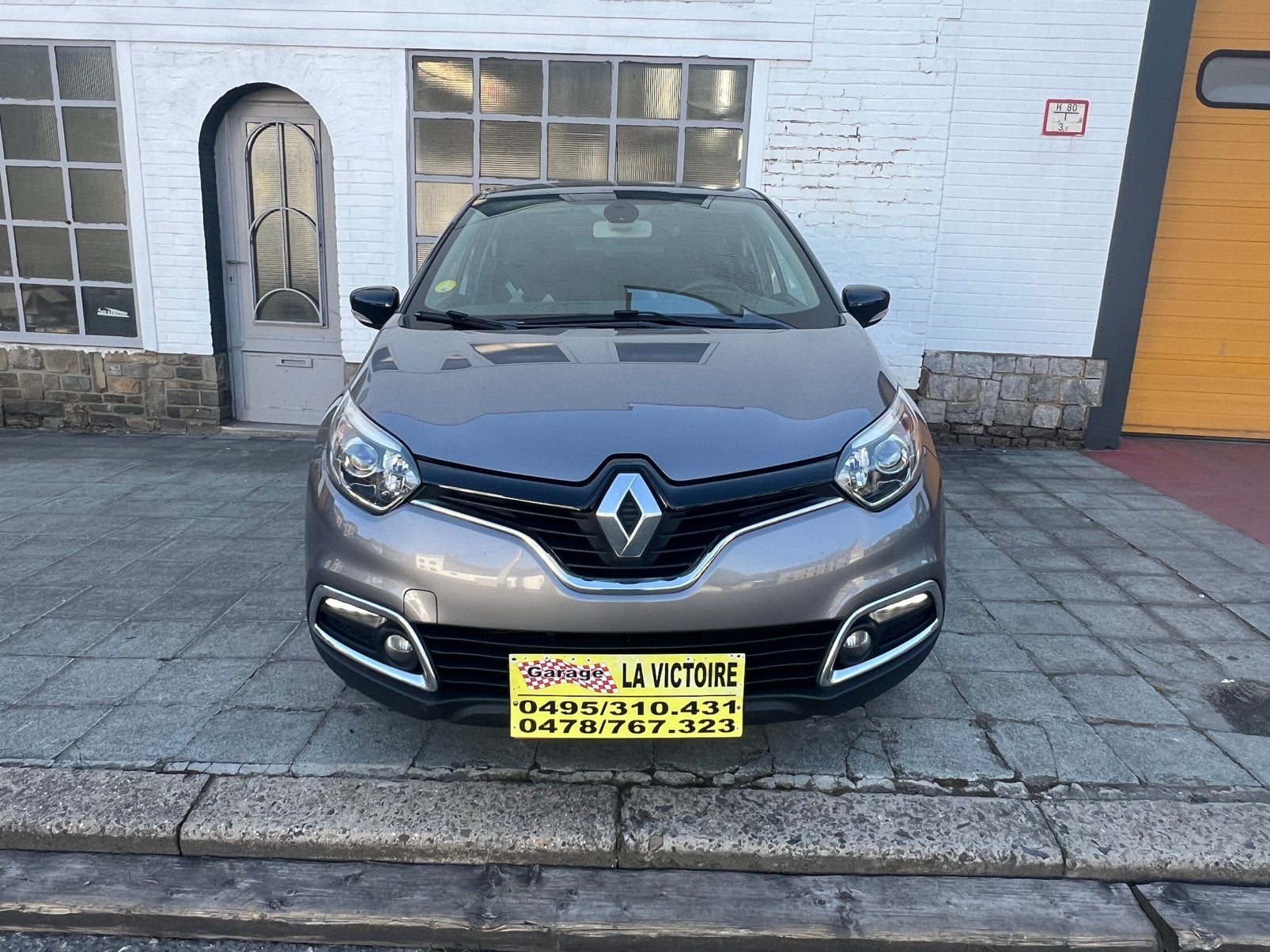 Renault Captur 2014année 1.5 dci 208000km 66kw 0032478767323, Voorwielaandrijving, Euro 5, Stof, 4 cilinders