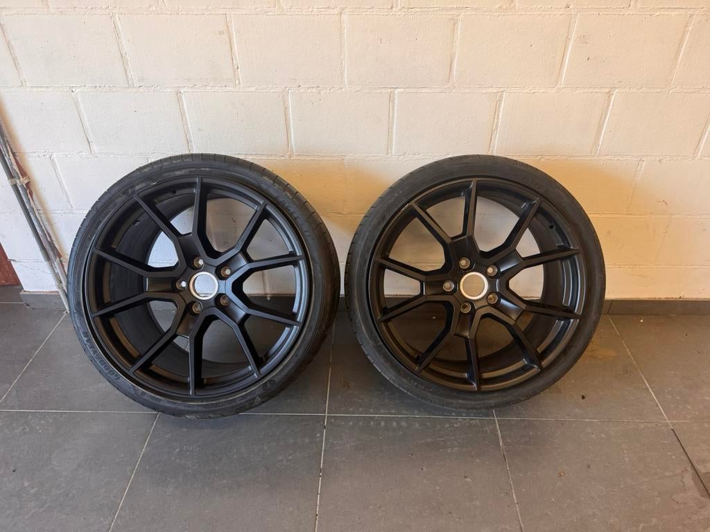 Originele porsche rs spider velgen 21’’ +4 banden., Motoren, Ophalen