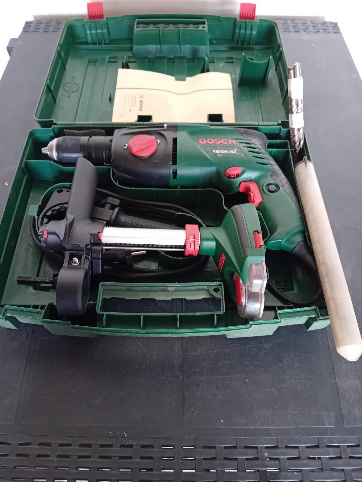 Foreuse Percuteuse Bosch, 600 watts ou plus, Enlèvement, Utilisé, Vitesse variable