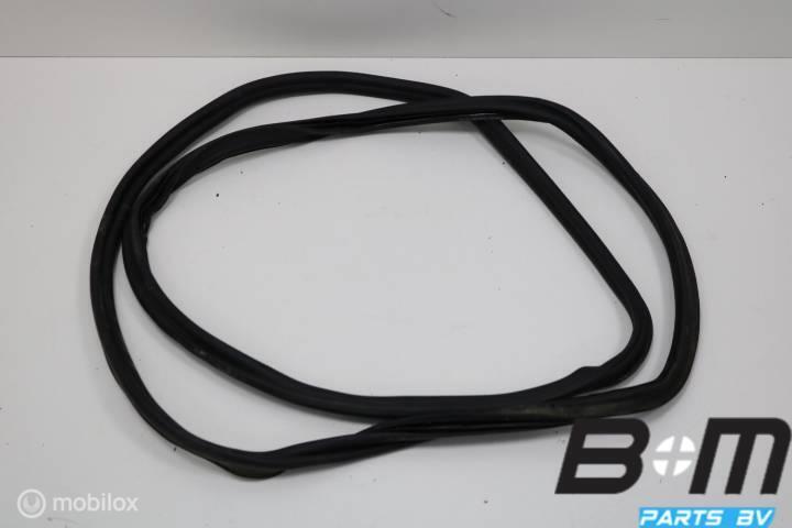 Achterkleprubber VW Passat B7 3C9827705B, Auto-onderdelen, Interieur en Bekleding, Gebruikt
