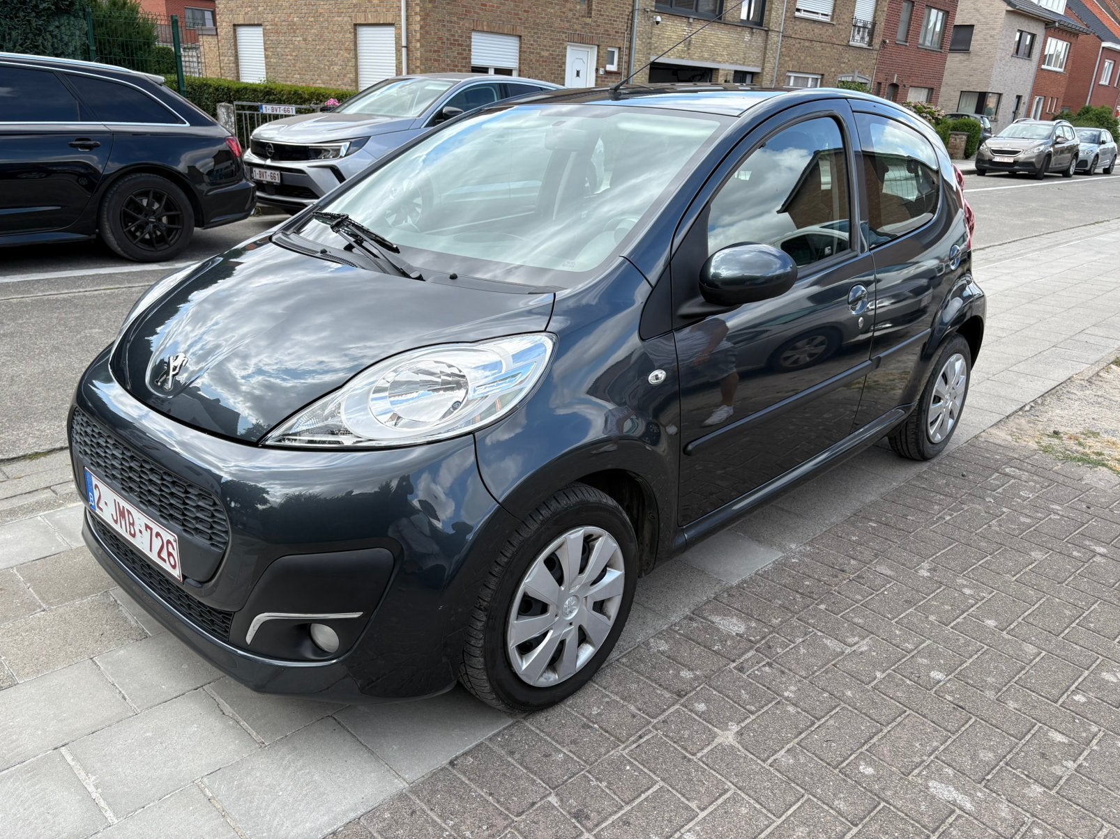 Peugeot 107 benzine met 42000 km 5 deur, Auto's, Euro 5, Bedrijf, 3 cilinders, 1000 cc