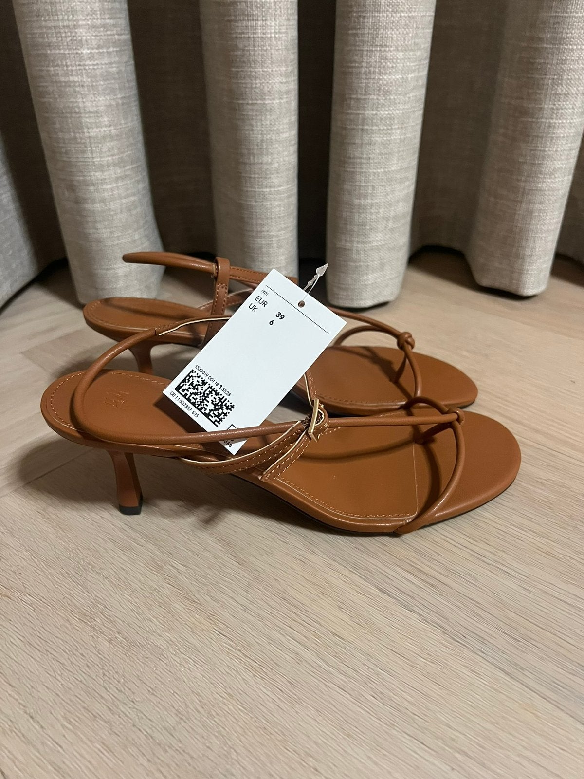 Bruine hakken van H&M - maat 39, Pumps, Bruin, Verzenden, Nieuw