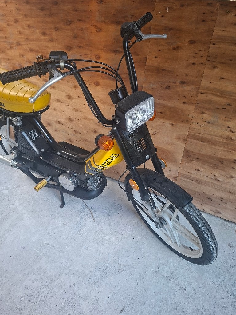 Honda camino custom, Fietsen en Brommers, Ophalen