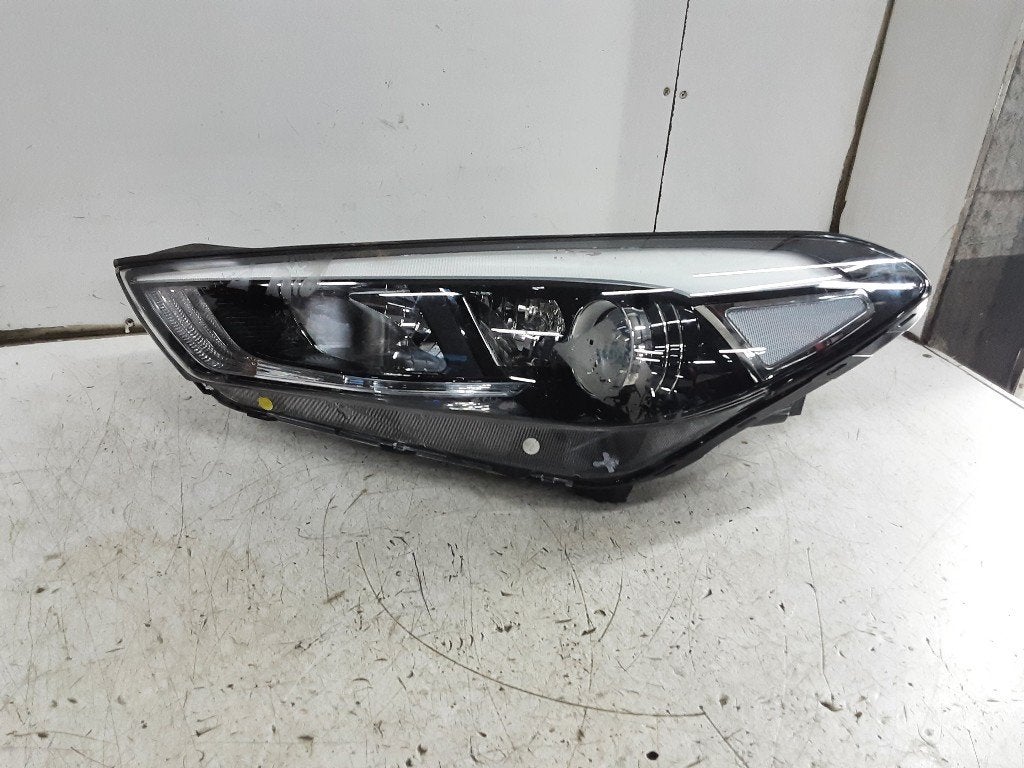 KOPLAMP LINKS Hyundai Tucson (TL) (01-2015/05-2023), Gebruikt, Mevr. I. Hauben, Hyundai, Rue de l'Espoir 34 34
4030  GRIVEGNÉE, BE