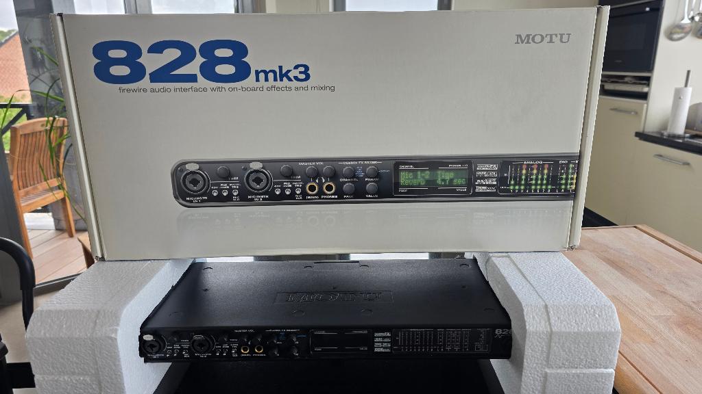 Carte son externe MOTU 828mk3 Firewire, Audio, Tv en Foto, Professionele apparaten, Ophalen, Gebruikt, Audio
