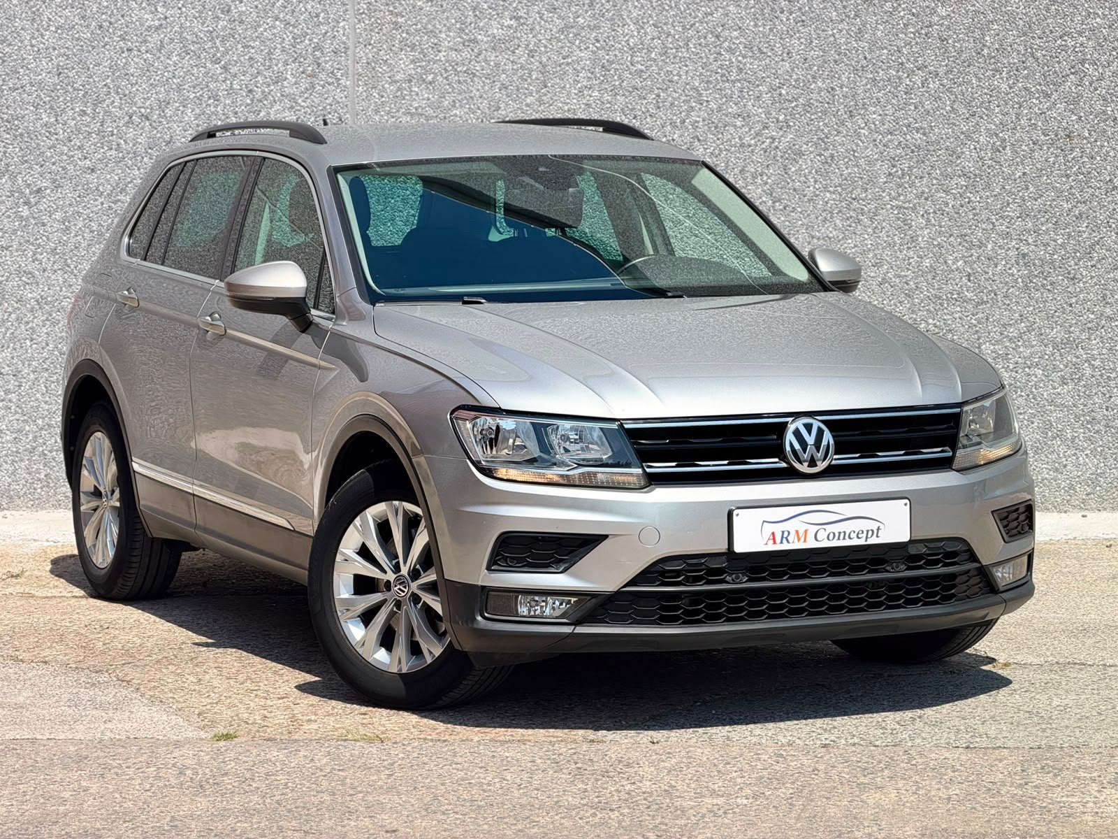 Volkswagen Tiguan 2.0 TDI diesel 2017 DSG/Garantie 12 Mois, Auto's, Automaat, Euro 6, Alcantara, Bedrijf