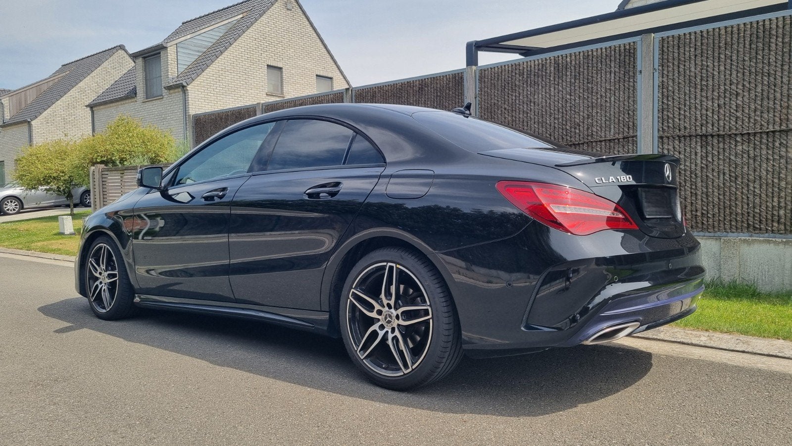 Mercedes-Benz CLA 180 AMG Line Automaat (bj 2018), Autos, CLA, Achat, 4 portes, Noir