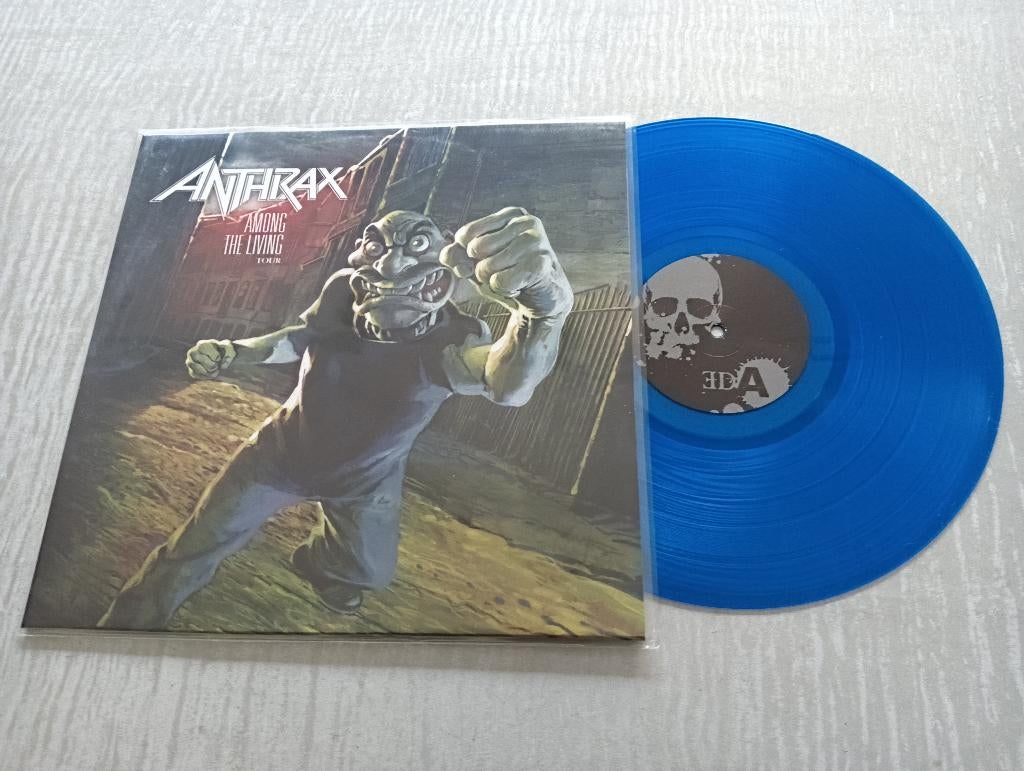 Anthrax  lp   Among the Living - blue clear, Cd's en Dvd's, Vinyl | Hardrock en Metal, Ophalen of Verzenden, Zo goed als nieuw