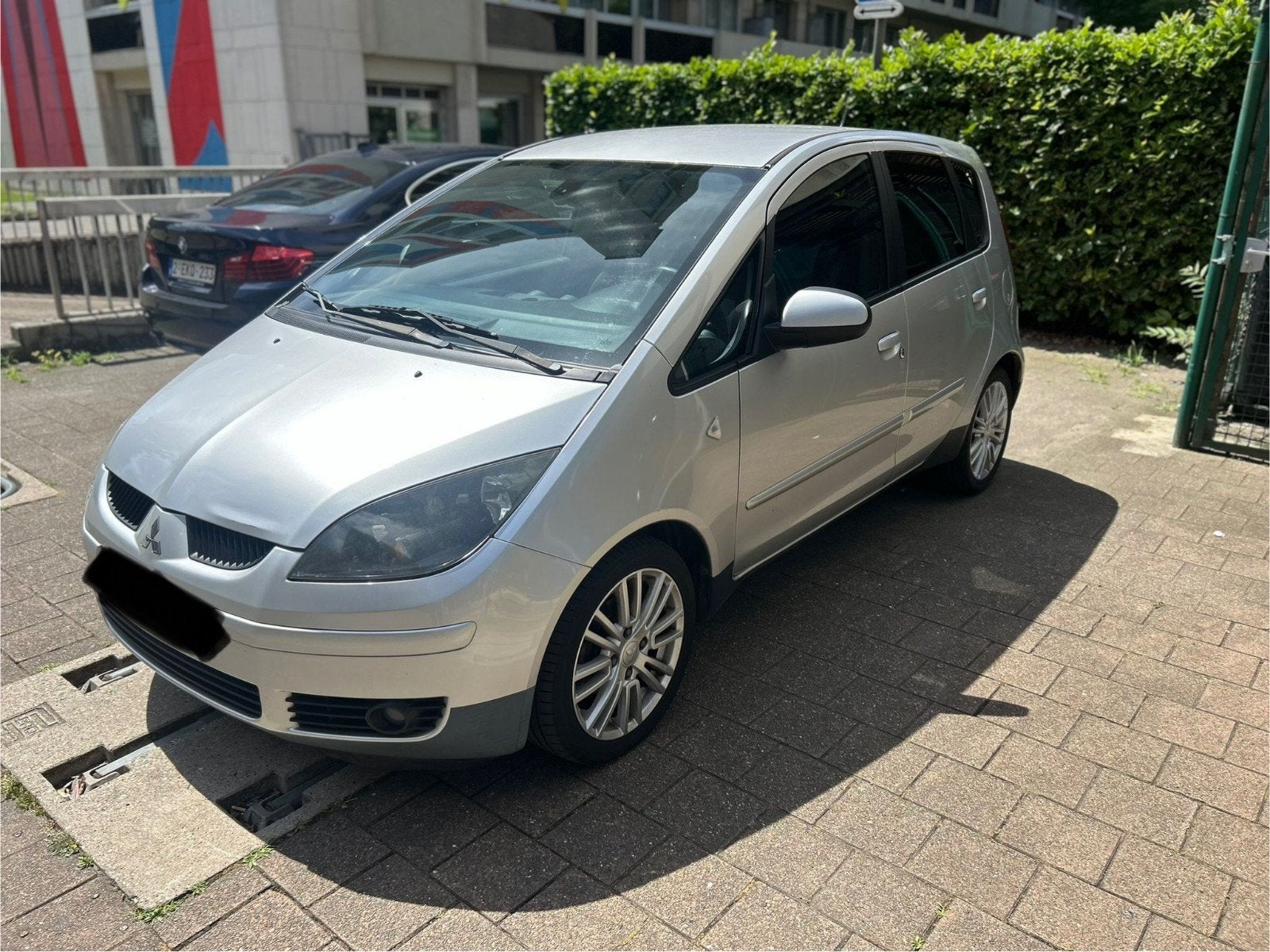 Mitsubishi Colt 1.3i avec seulement 130 000 km, première cli, Argent ou Gris, Achat, Boîte manuelle, 5 portes