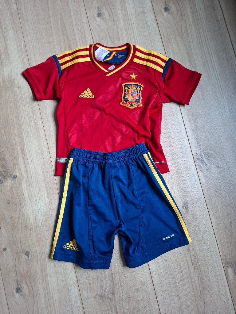 Officiële voetbaltenue Spaanse elftal 'La Roja', Enlèvement, Comme neuf, Maillot