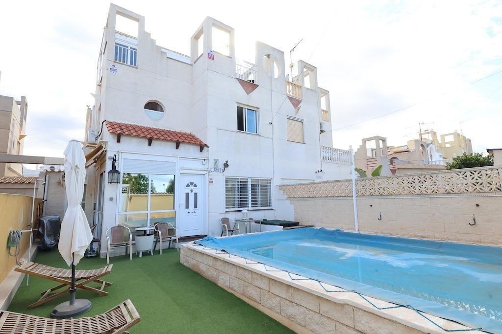 Duplex hoekwoning met privé zwembad/Torrevieja, Immo, Torrevieja, Spanje, Woonhuis, 3 kamers