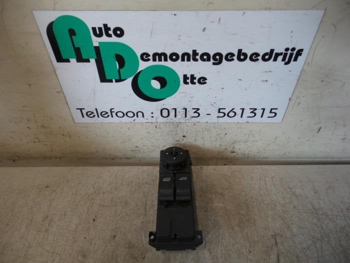 Elektrisch Raam Schakelaar van een Ford Focus (Focus 04-), Gebruikt, -, -, Ophalen of Verzenden