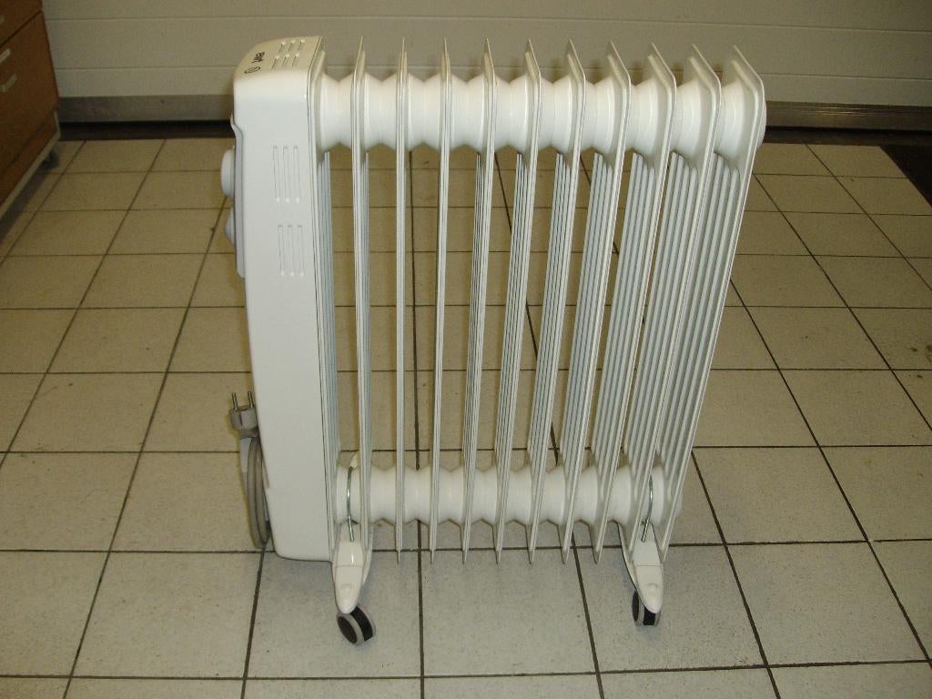 Olieradiator EWT 2500 Watt, Doe-het-zelf en Bouw, Verwarming en Radiatoren, Ophalen, 30 tot 80 cm, Radiator, Minder dan 60 cm