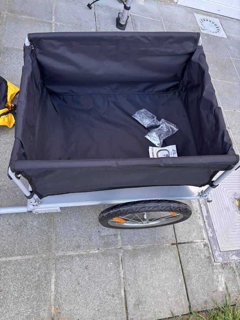 Nouvelle remorque à vélo, Enlèvement, Comme neuf, Autres types, Suspension