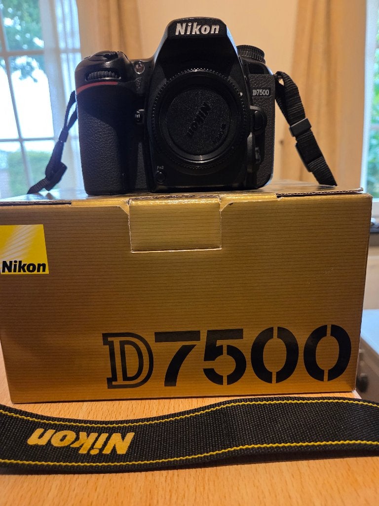 Nikon D7500 spiegel reflex camera , body, Spiegelreflex, Lensdop, Zo goed als nieuw, Nikon
