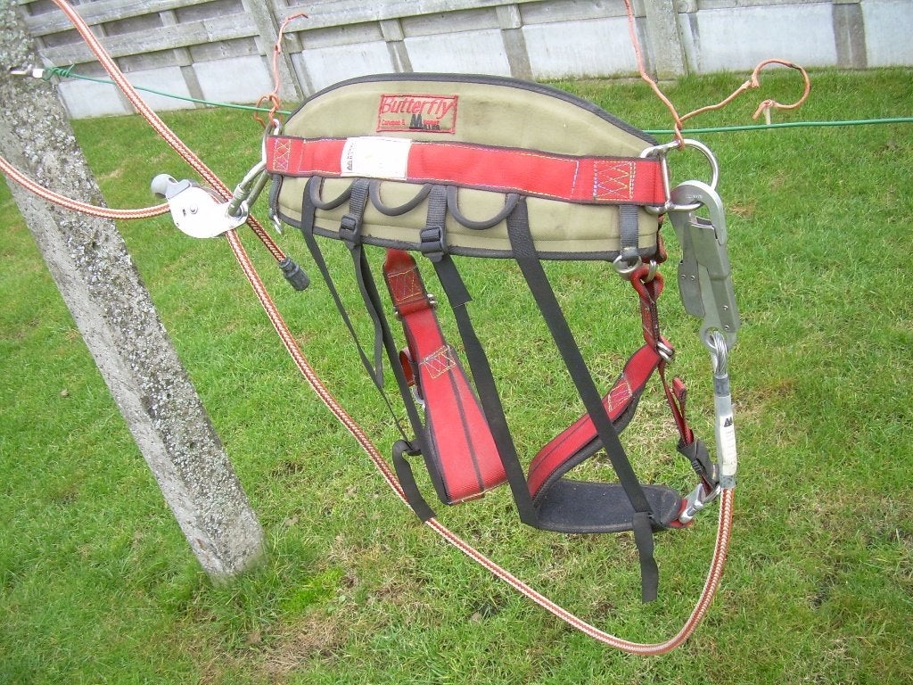 veiligheids harnas komet mil, veiligheids riem, lederen riem, Sport en Fitness, Ophalen, Zo goed als nieuw