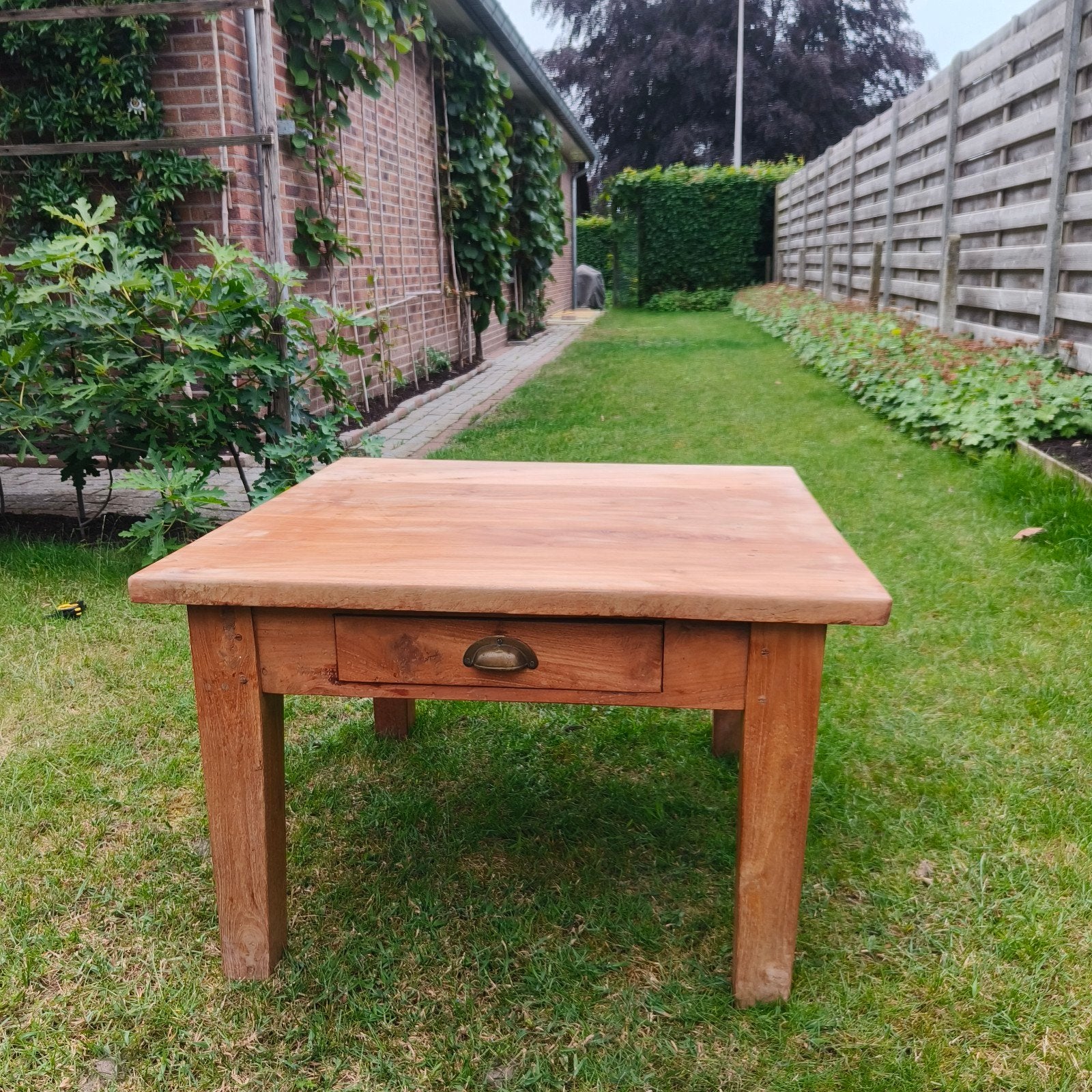 Ancienne table basse ancienne en teck, Enlèvement