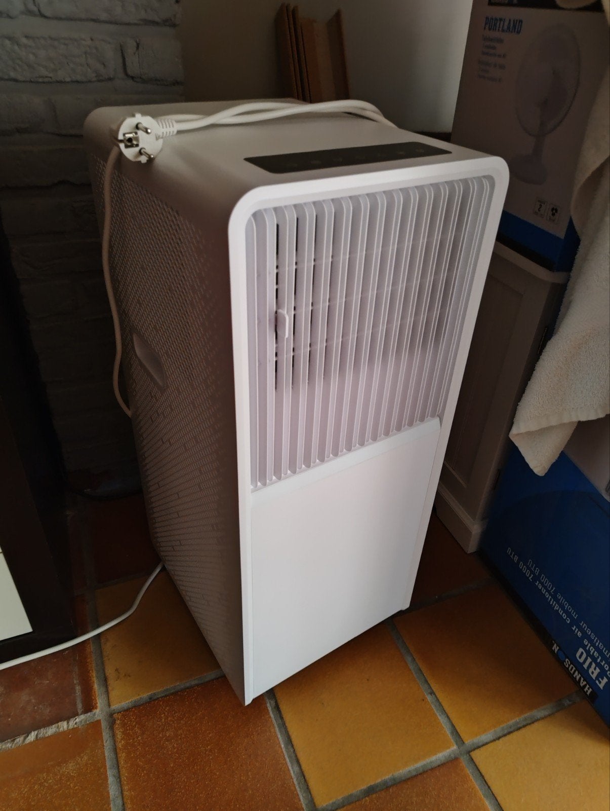 Hanson Frio Airconditioning + Window way out kit, Elektronische apparatuur, Airco's, Ophalen