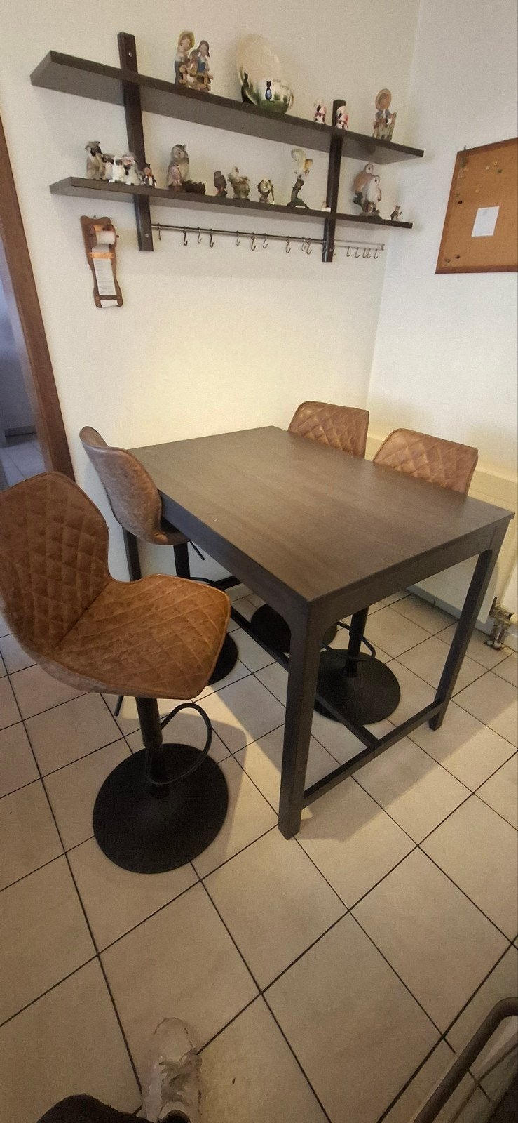 bijzettafel en 4 krukstoelen, Huis en Inrichting, Ophalen