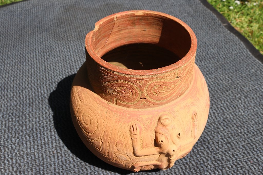 Etnische terracotta pot uit de Amazone, Tuin en Terras, Ophalen, Overige soorten