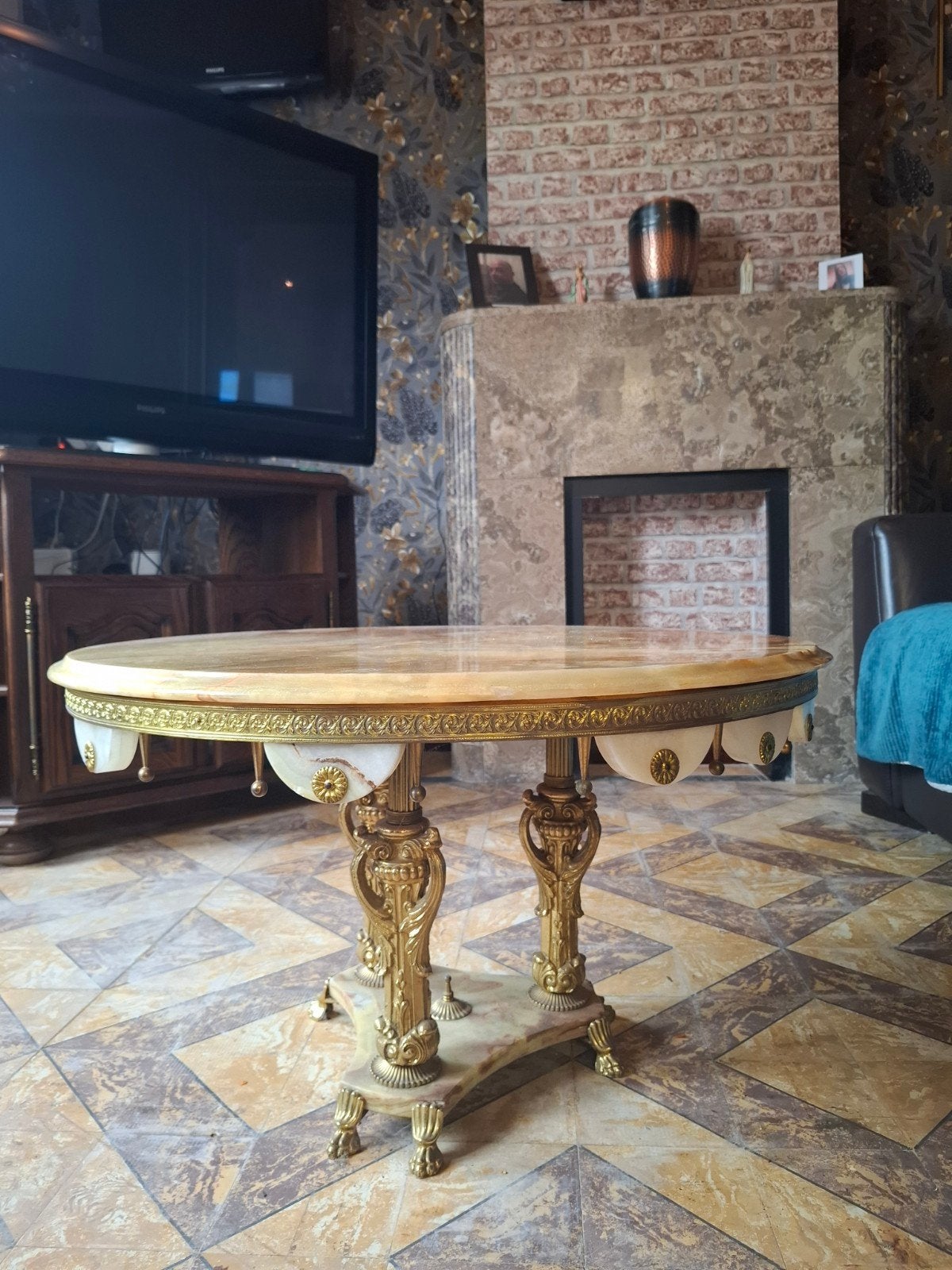 Zware marmeren salontafel, Enlèvement